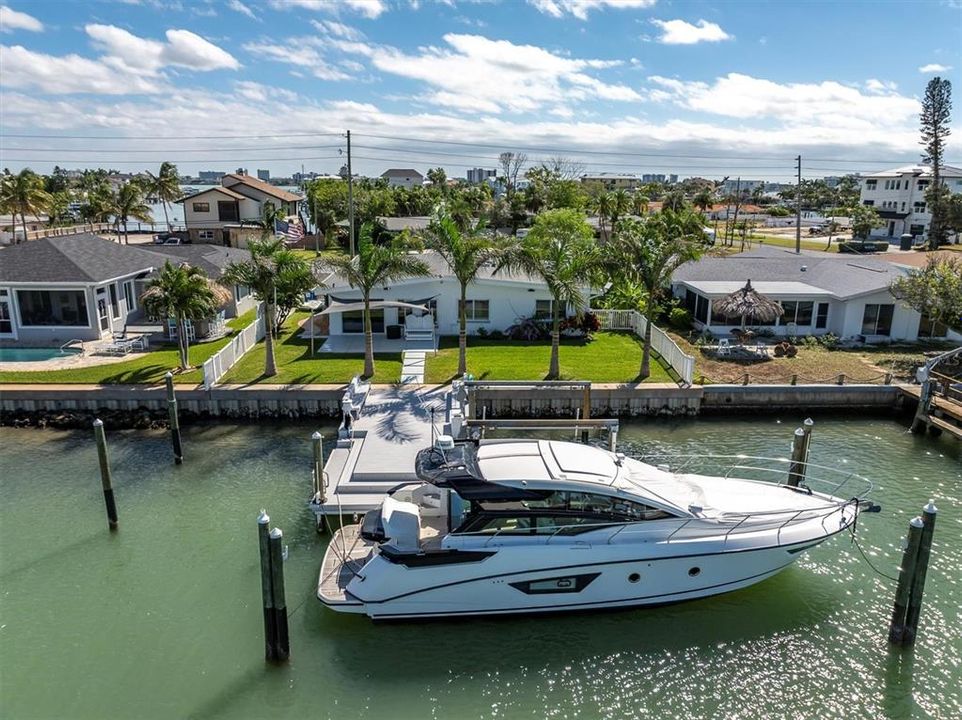 For Sale: $1,149,000 (4 beds, 2 baths, 1812 Square Feet)