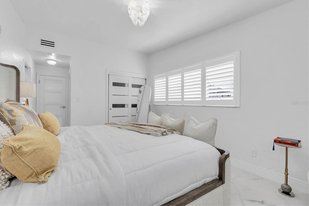 For Sale: $1,149,000 (4 beds, 2 baths, 1812 Square Feet)