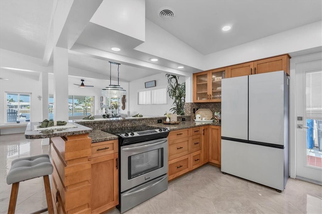 For Sale: $1,149,000 (4 beds, 2 baths, 1812 Square Feet)