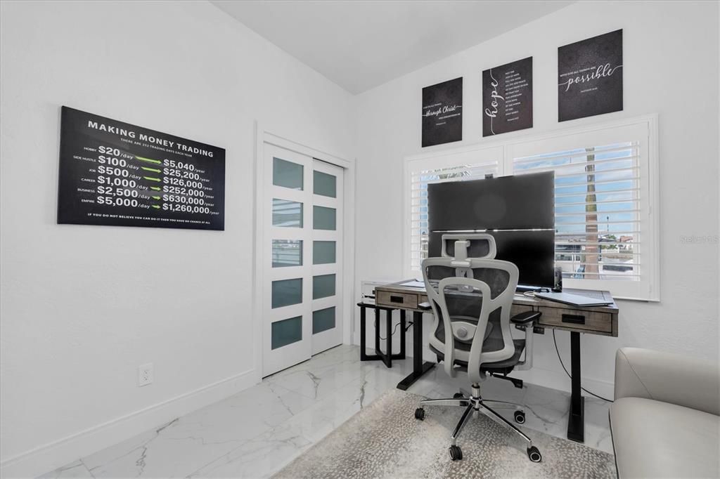 For Sale: $1,149,000 (4 beds, 2 baths, 1812 Square Feet)