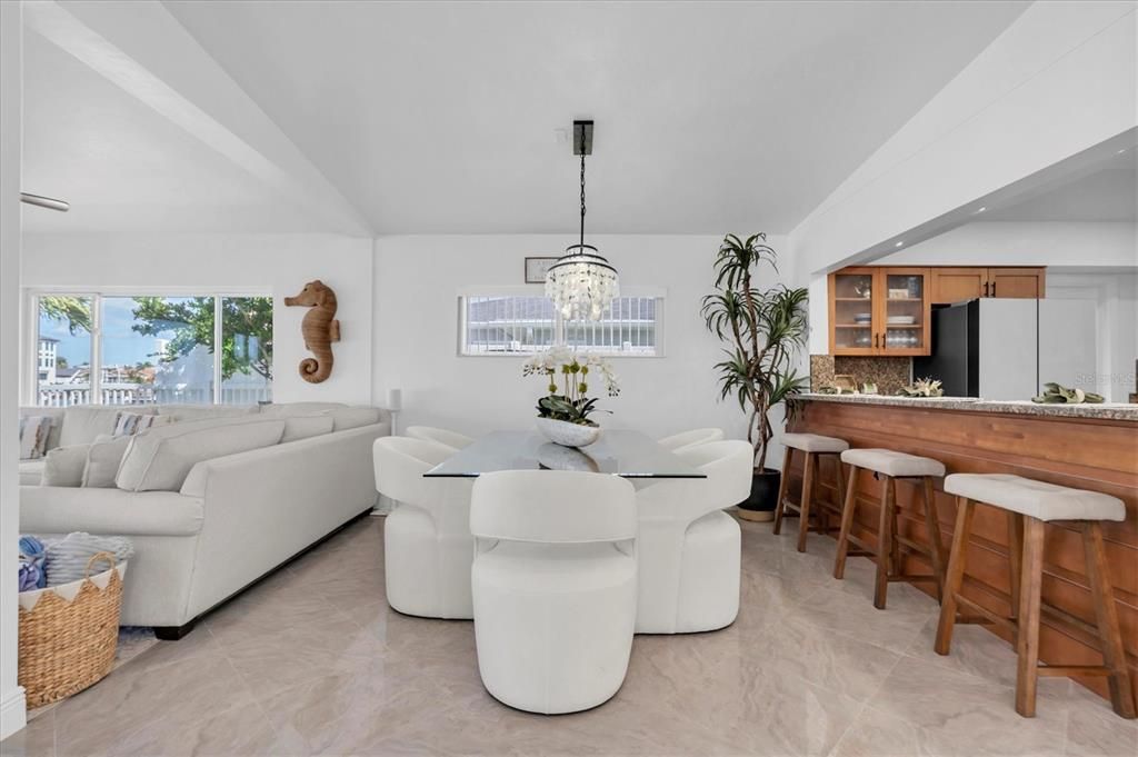 For Sale: $1,149,000 (4 beds, 2 baths, 1812 Square Feet)