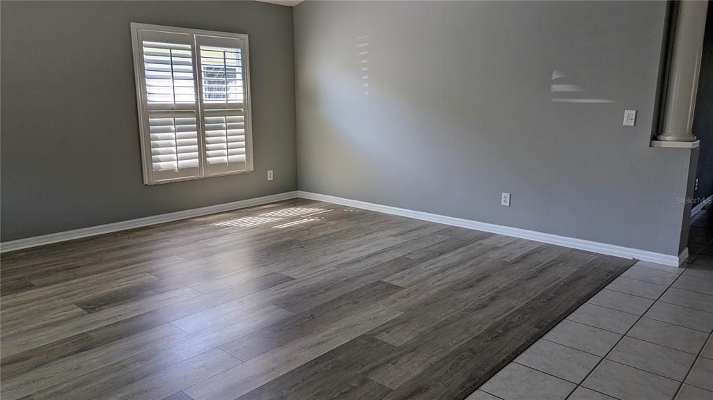 For Rent: $3,100 (4 beds, 2 baths, 2091 Square Feet)