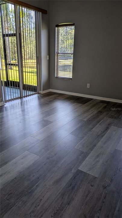 For Rent: $3,100 (4 beds, 2 baths, 2091 Square Feet)