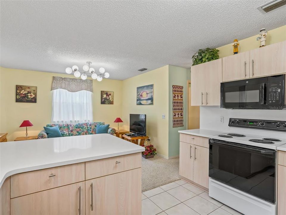 En Venta: $309,000 (2 camas, 2 baños, 1360 Pies cuadrados)