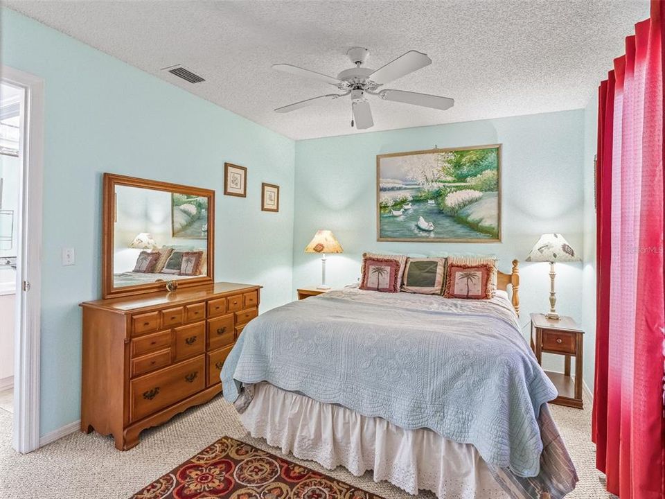 En Venta: $309,000 (2 camas, 2 baños, 1360 Pies cuadrados)