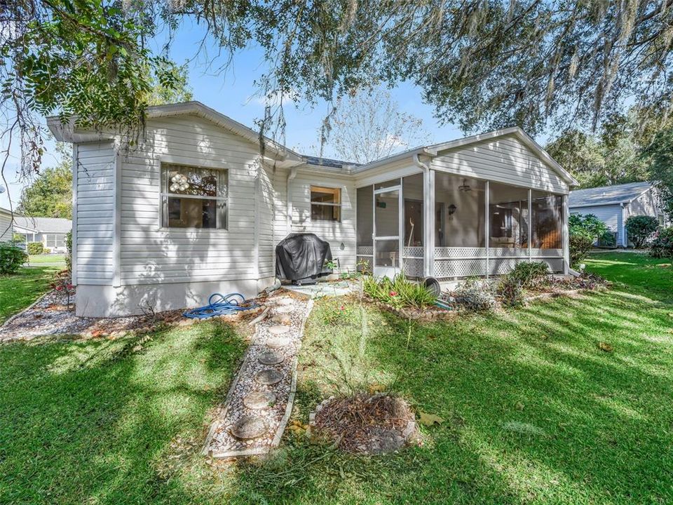 En Venta: $309,000 (2 camas, 2 baños, 1360 Pies cuadrados)