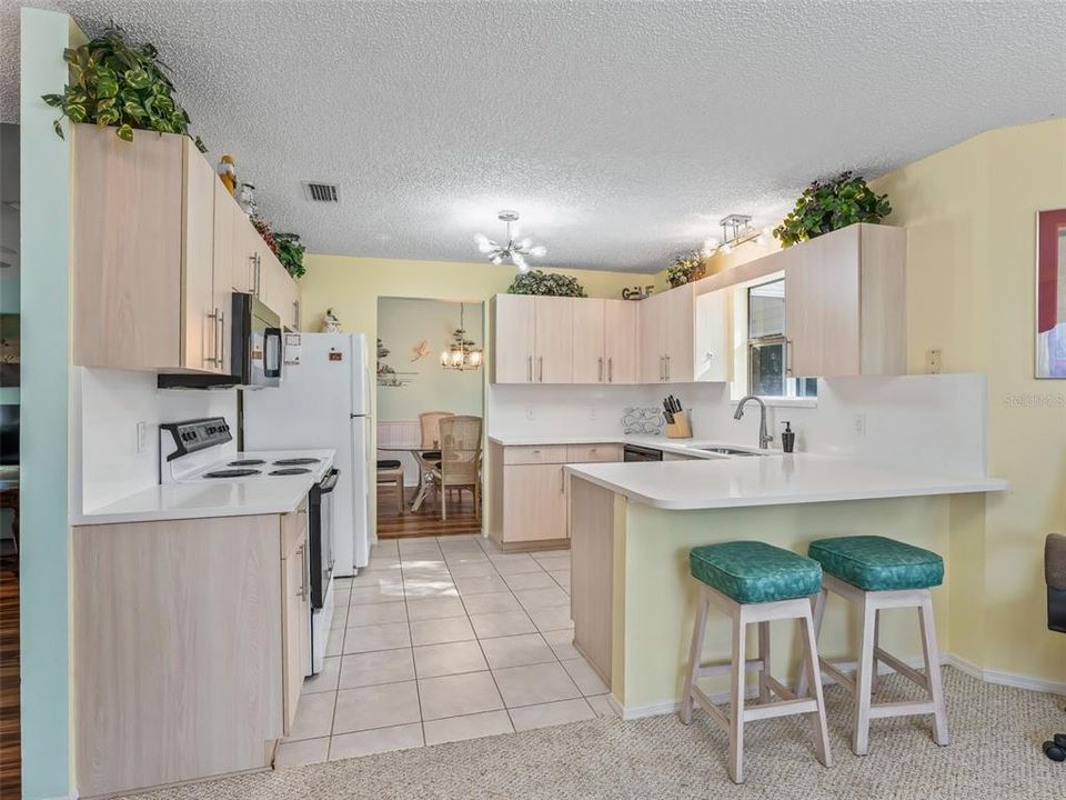 En Venta: $309,000 (2 camas, 2 baños, 1360 Pies cuadrados)