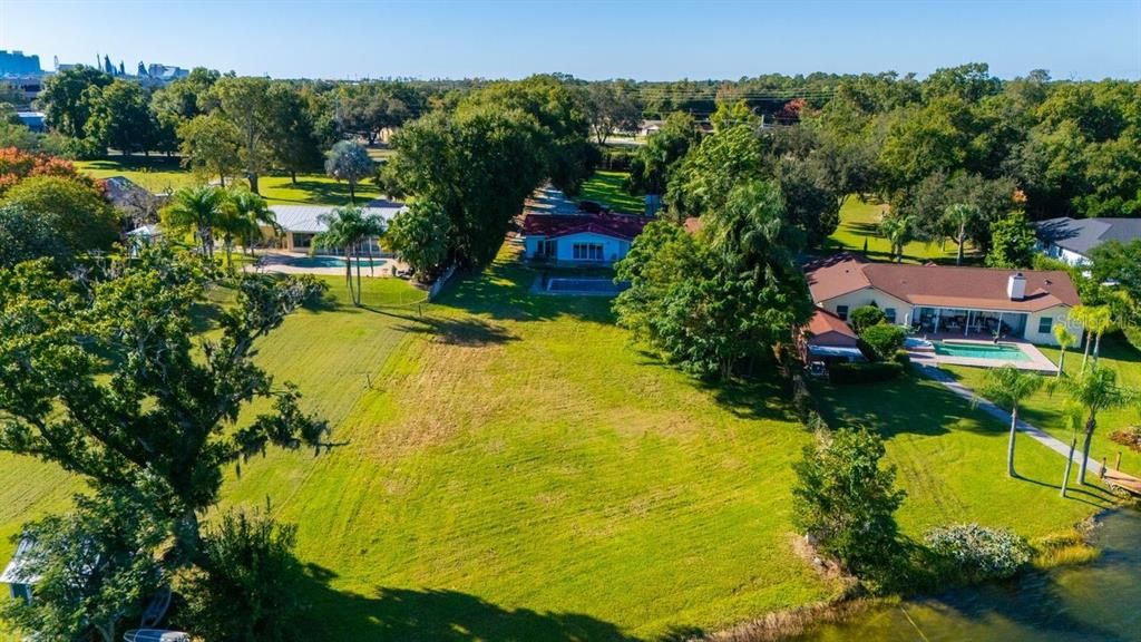 待售: $1,299,999 (5 贝兹, 3 浴室, 2589 平方英尺)