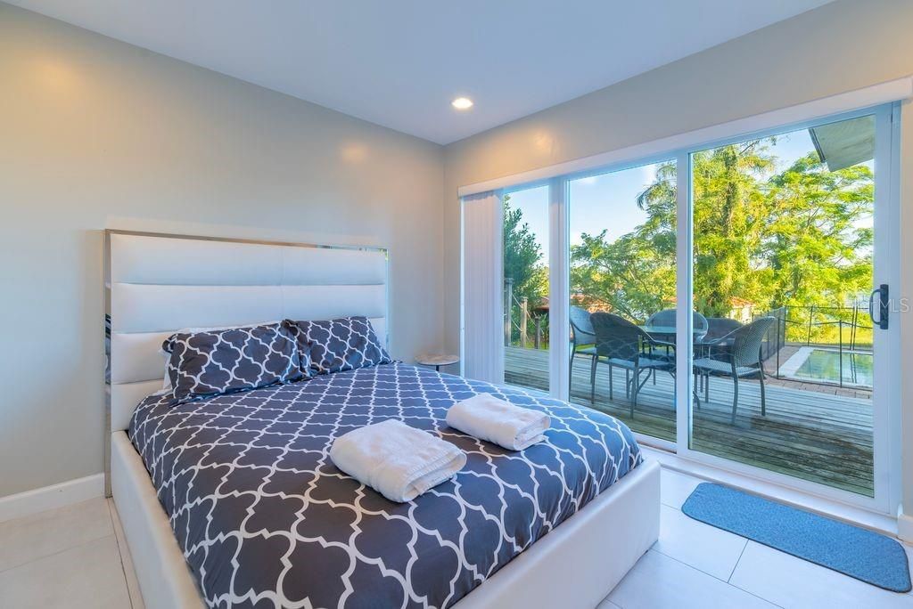 待售: $1,299,999 (5 贝兹, 3 浴室, 2589 平方英尺)