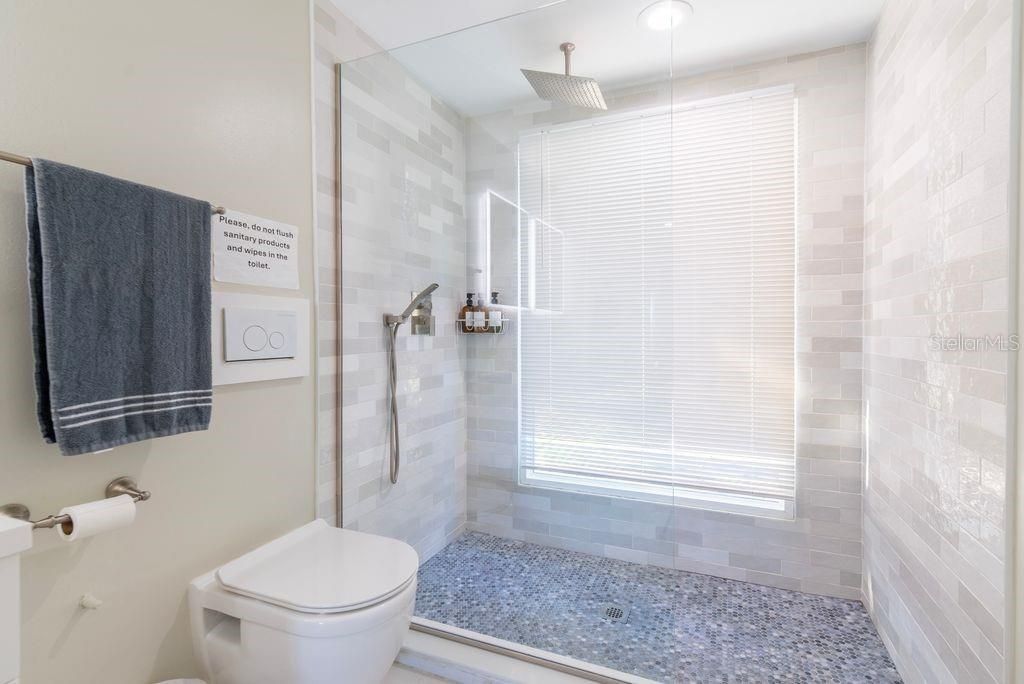 待售: $1,299,999 (5 贝兹, 3 浴室, 2589 平方英尺)