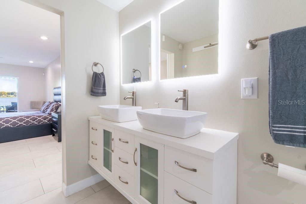 待售: $1,299,999 (5 贝兹, 3 浴室, 2589 平方英尺)