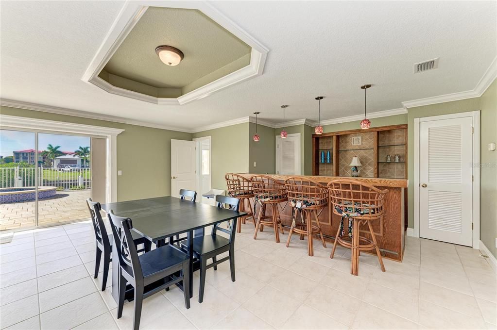 For Sale: $1,199,000 (3 beds, 3 baths, 4639 Square Feet)