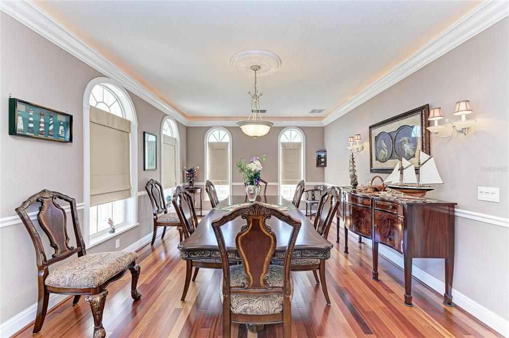 For Sale: $1,199,000 (3 beds, 3 baths, 4639 Square Feet)