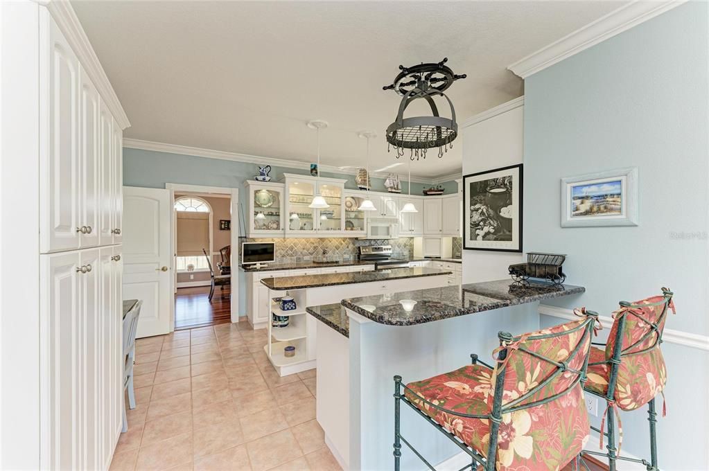 For Sale: $1,199,000 (3 beds, 3 baths, 4639 Square Feet)