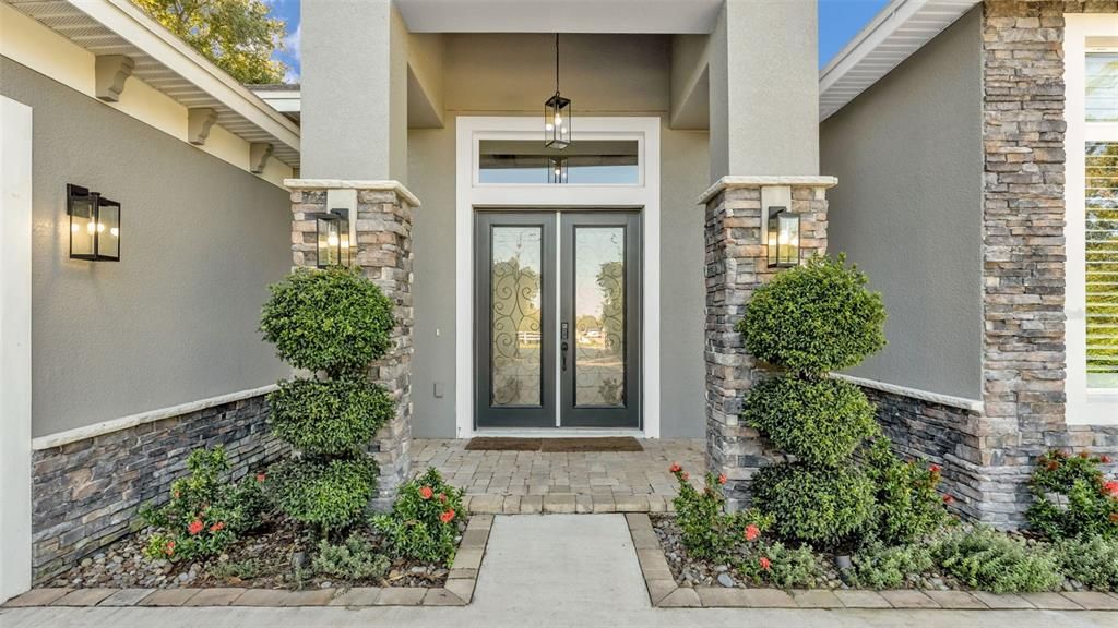 For Sale: $750,000 (4 beds, 3 baths, 2493 Square Feet)