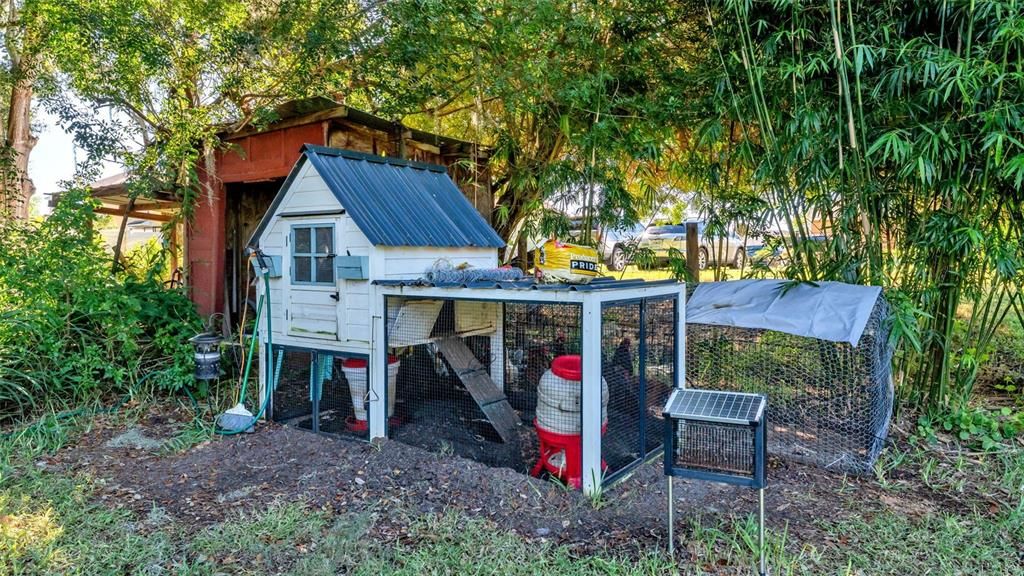 For Sale: $750,000 (4 beds, 3 baths, 2493 Square Feet)