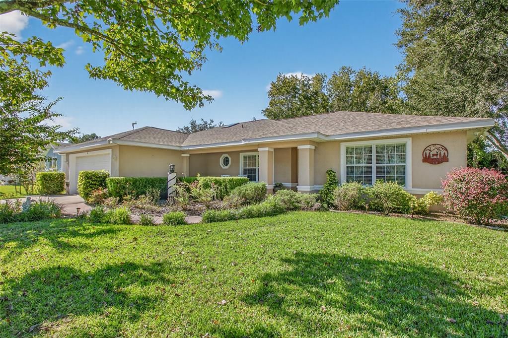 Active With Contract: $349,900 (3 beds, 2 baths, 1492 Square Feet)