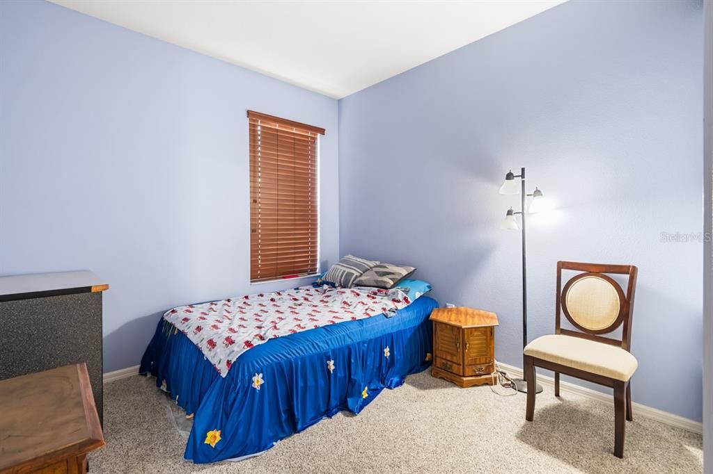 For Sale: $329,000 (3 beds, 2 baths, 1588 Square Feet)