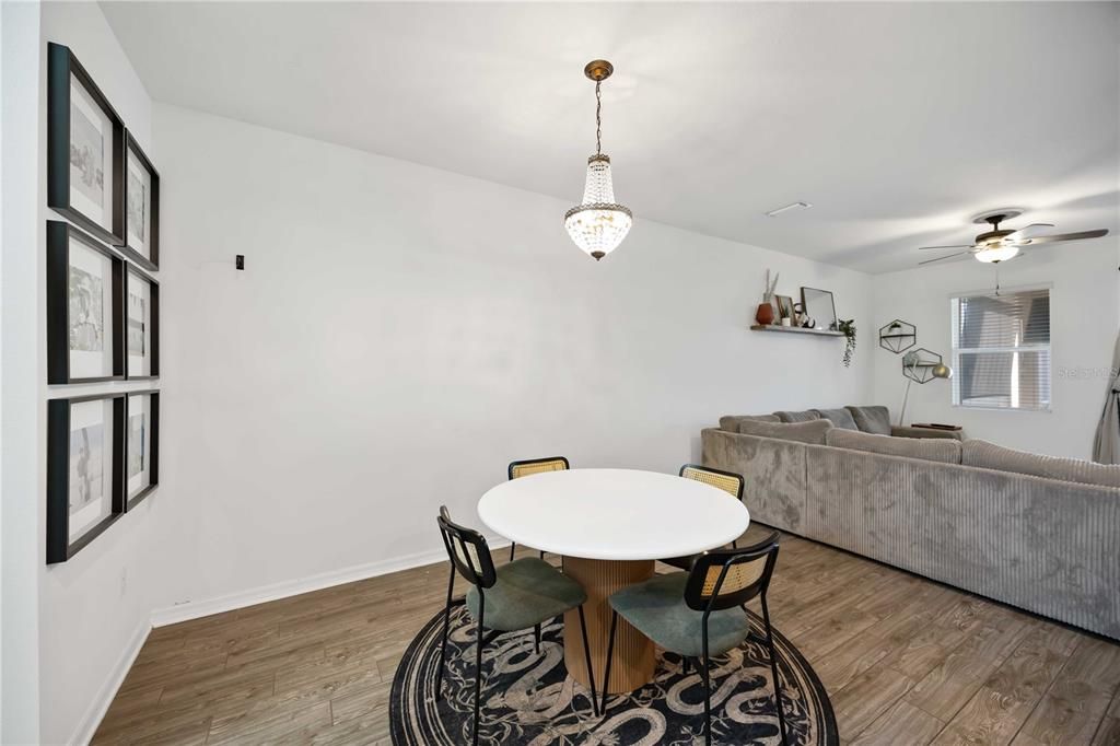 Active With Contract: $475,000 (4 beds, 2 baths, 2164 Square Feet)