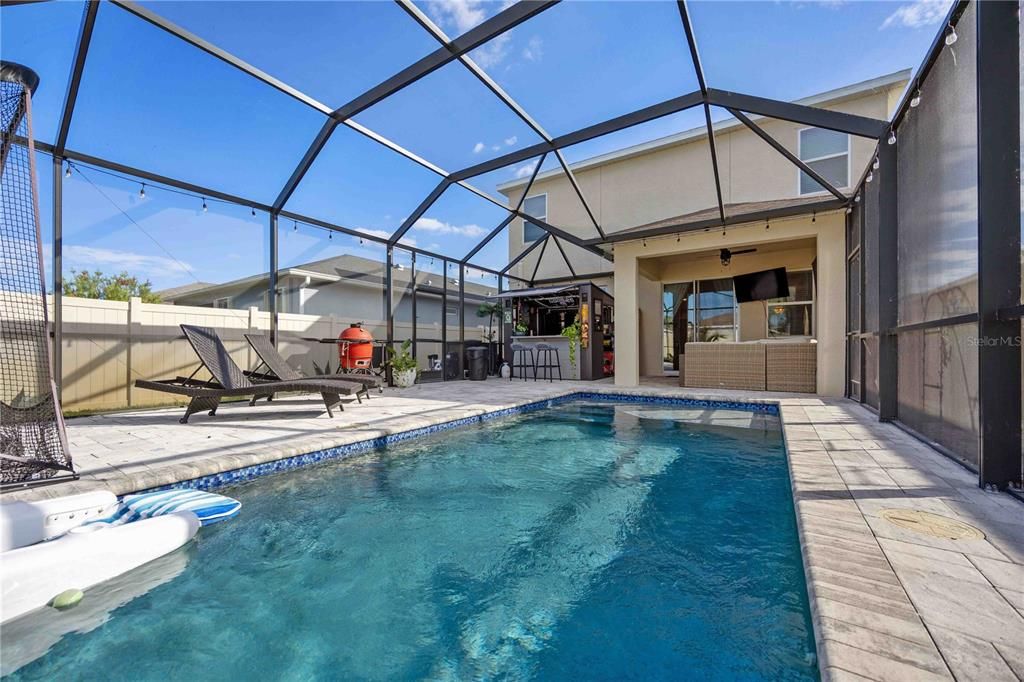 Active With Contract: $475,000 (4 beds, 2 baths, 2164 Square Feet)