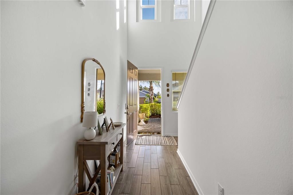 Active With Contract: $475,000 (4 beds, 2 baths, 2164 Square Feet)