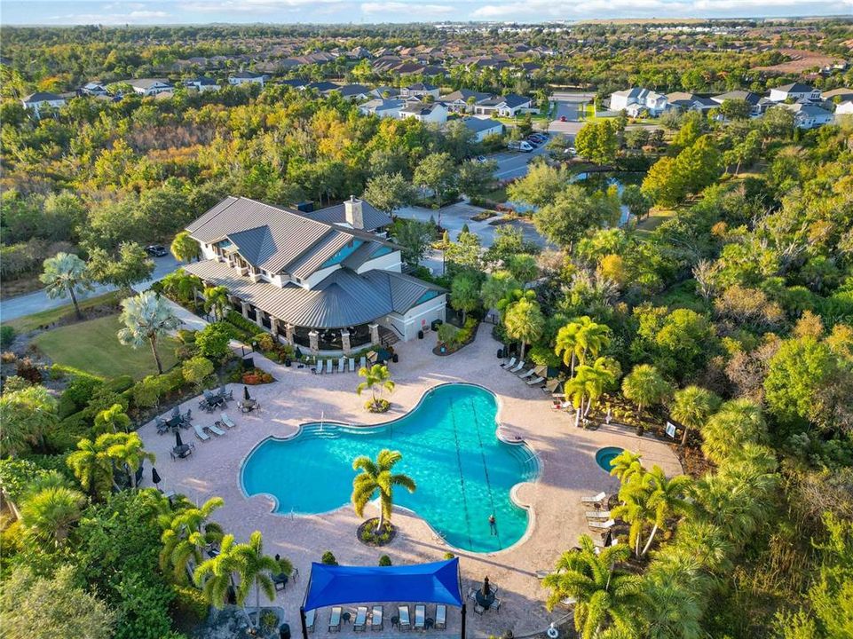 Active With Contract: $475,000 (4 beds, 2 baths, 2164 Square Feet)