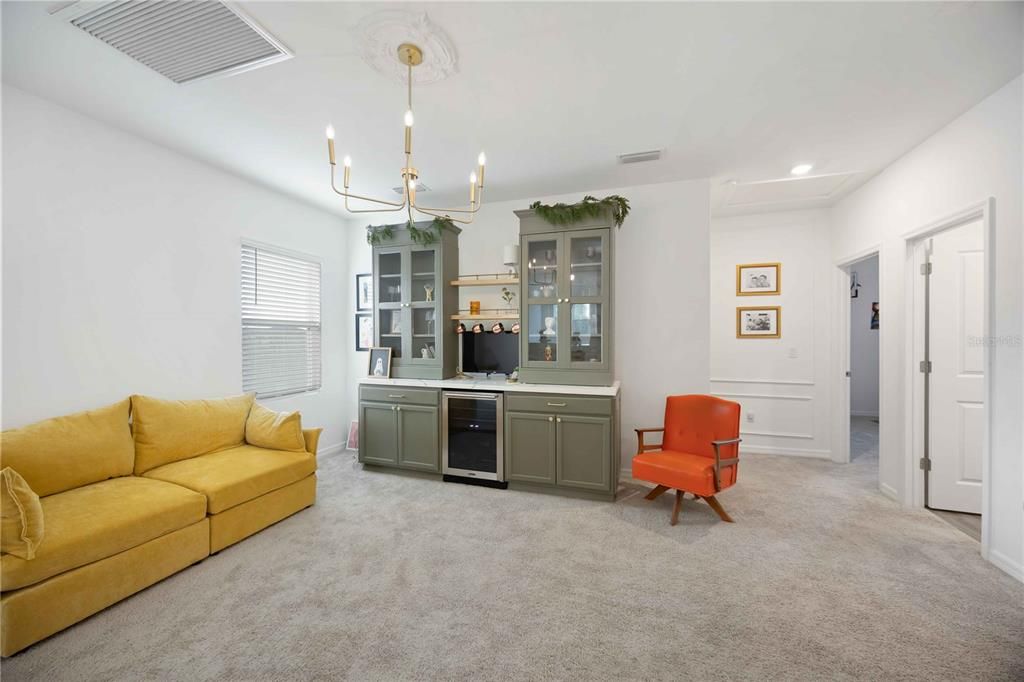 Active With Contract: $475,000 (4 beds, 2 baths, 2164 Square Feet)