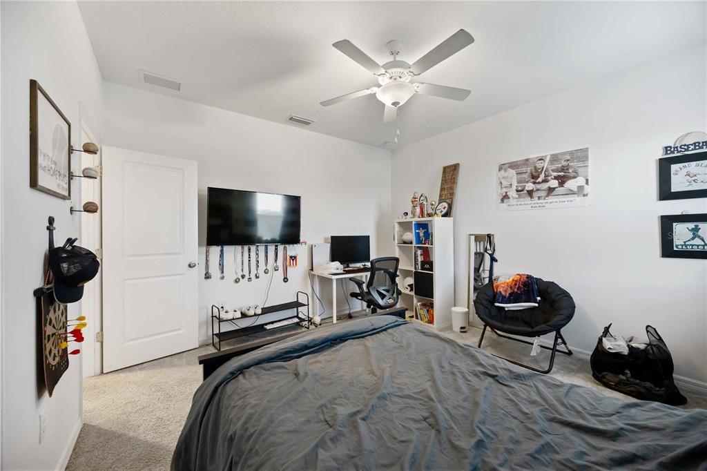Active With Contract: $475,000 (4 beds, 2 baths, 2164 Square Feet)