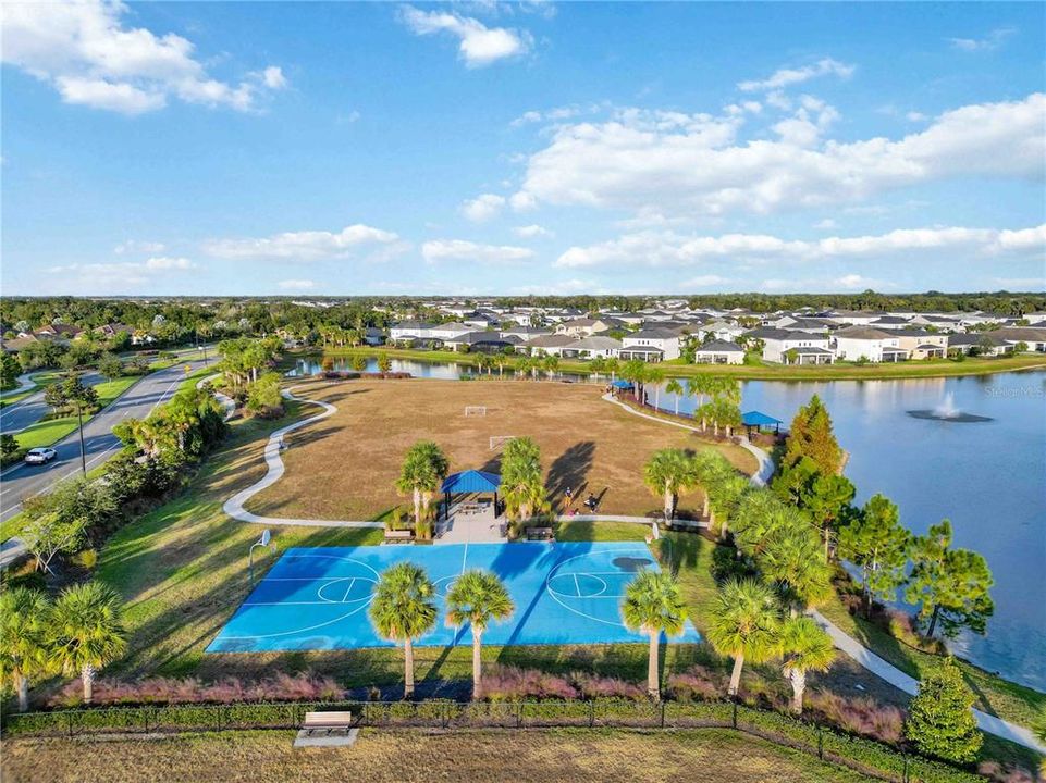 Active With Contract: $475,000 (4 beds, 2 baths, 2164 Square Feet)