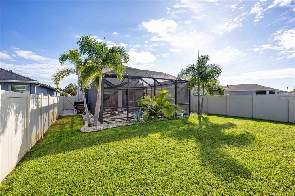 Active With Contract: $475,000 (4 beds, 2 baths, 2164 Square Feet)