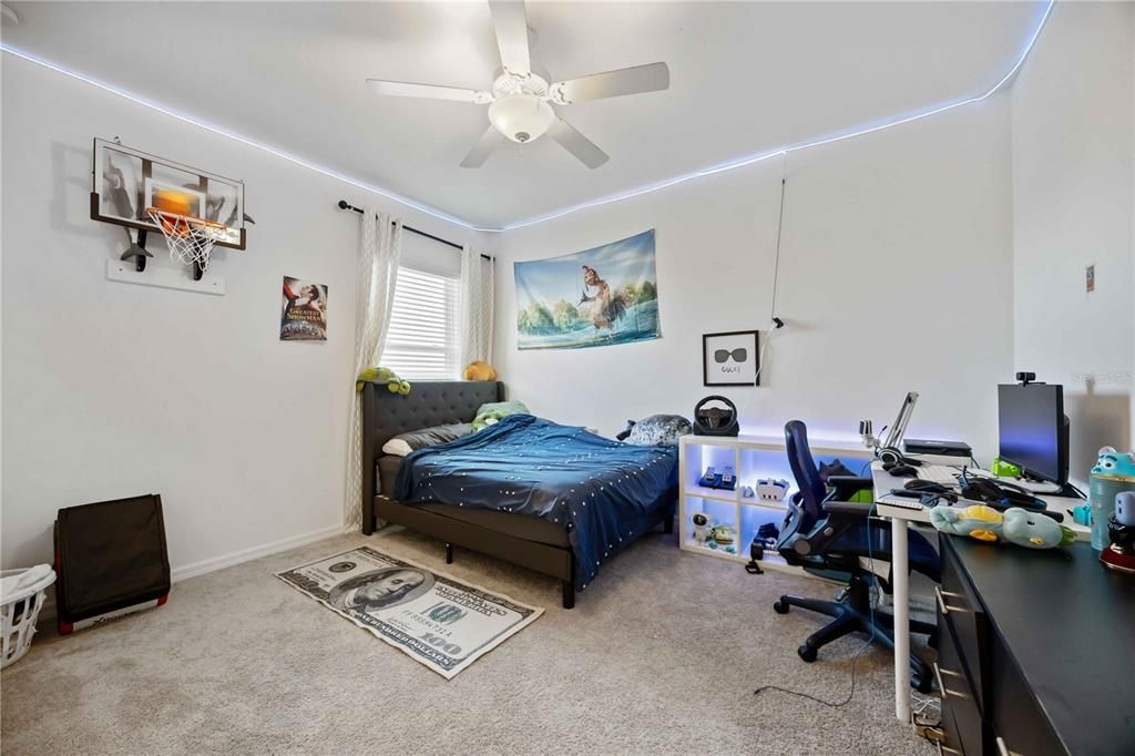 Active With Contract: $475,000 (4 beds, 2 baths, 2164 Square Feet)