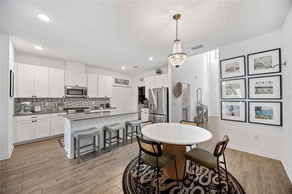 Active With Contract: $475,000 (4 beds, 2 baths, 2164 Square Feet)