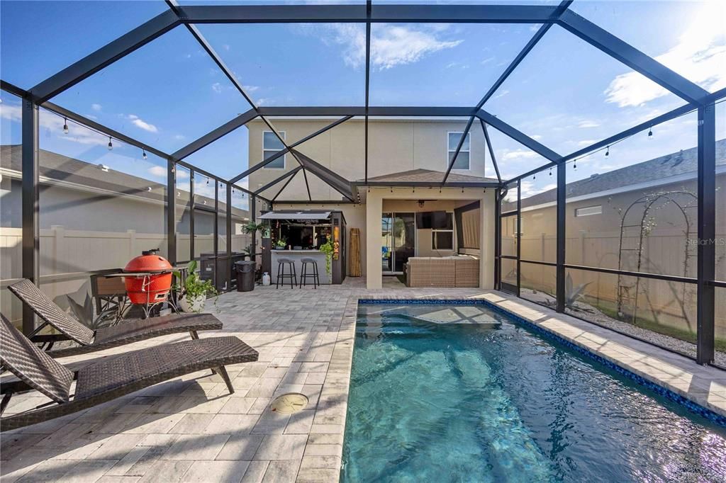 Active With Contract: $475,000 (4 beds, 2 baths, 2164 Square Feet)