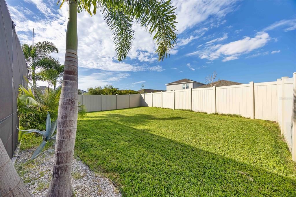 Active With Contract: $475,000 (4 beds, 2 baths, 2164 Square Feet)