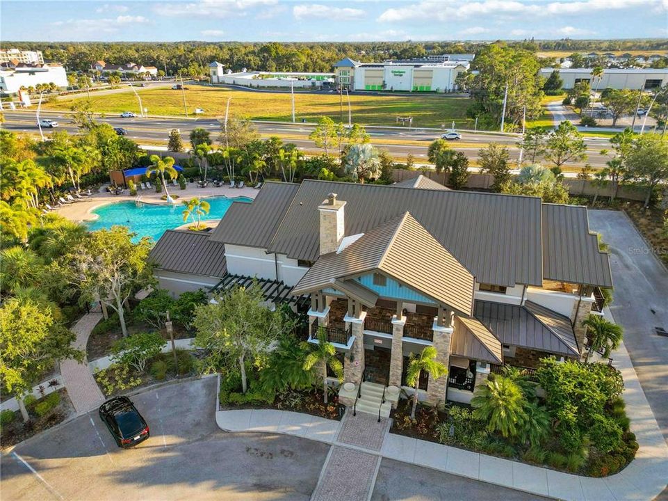 Active With Contract: $475,000 (4 beds, 2 baths, 2164 Square Feet)