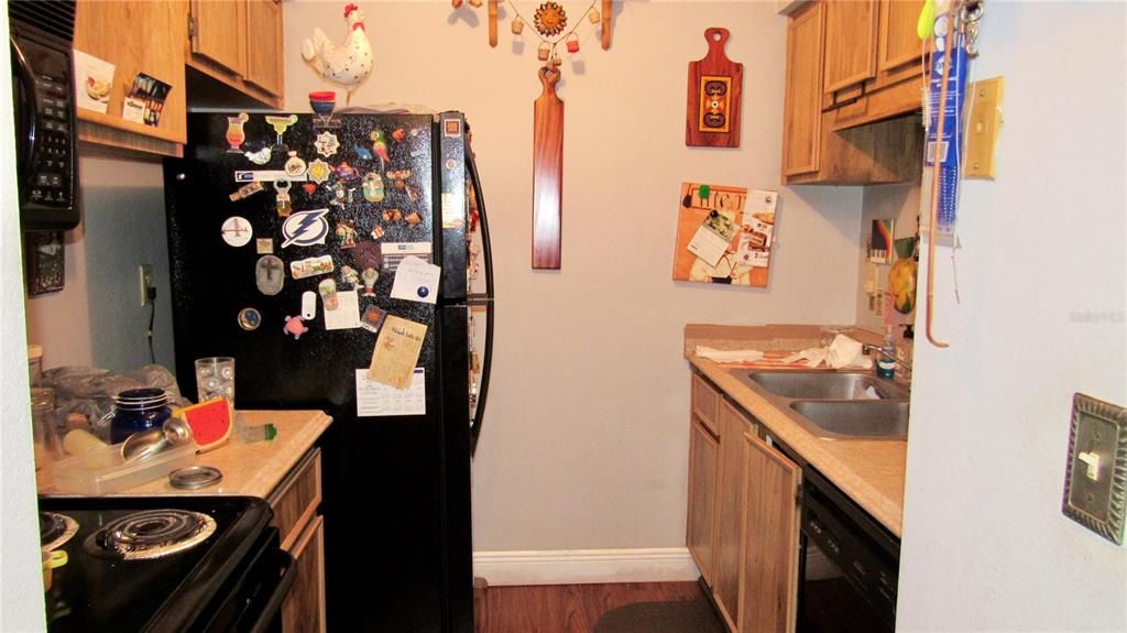 Под контрактом: $145,000 (2 спален, 2 ванн, 912 Квадратных фут)