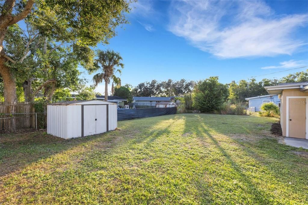 Под контрактом: $350,000 (3 спален, 2 ванн, 1239 Квадратных фут)