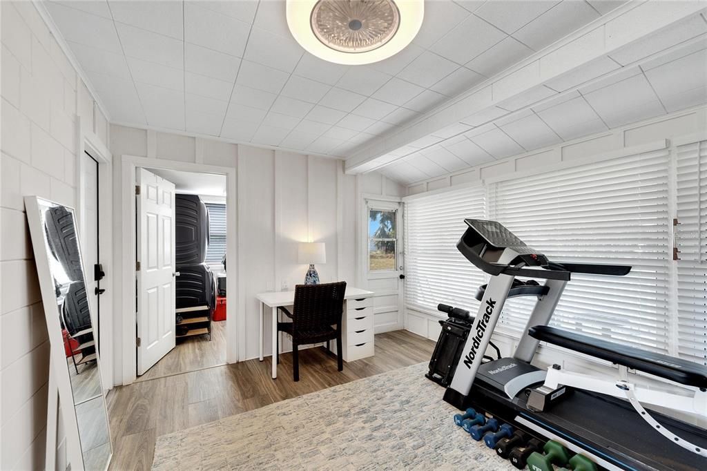 出租: $1,750 (2 贝兹, 1 浴室, 1149 平方英尺)