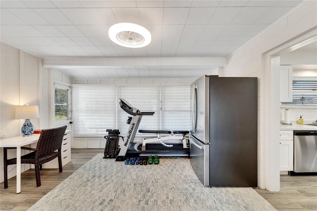 出租: $1,750 (2 贝兹, 1 浴室, 1149 平方英尺)