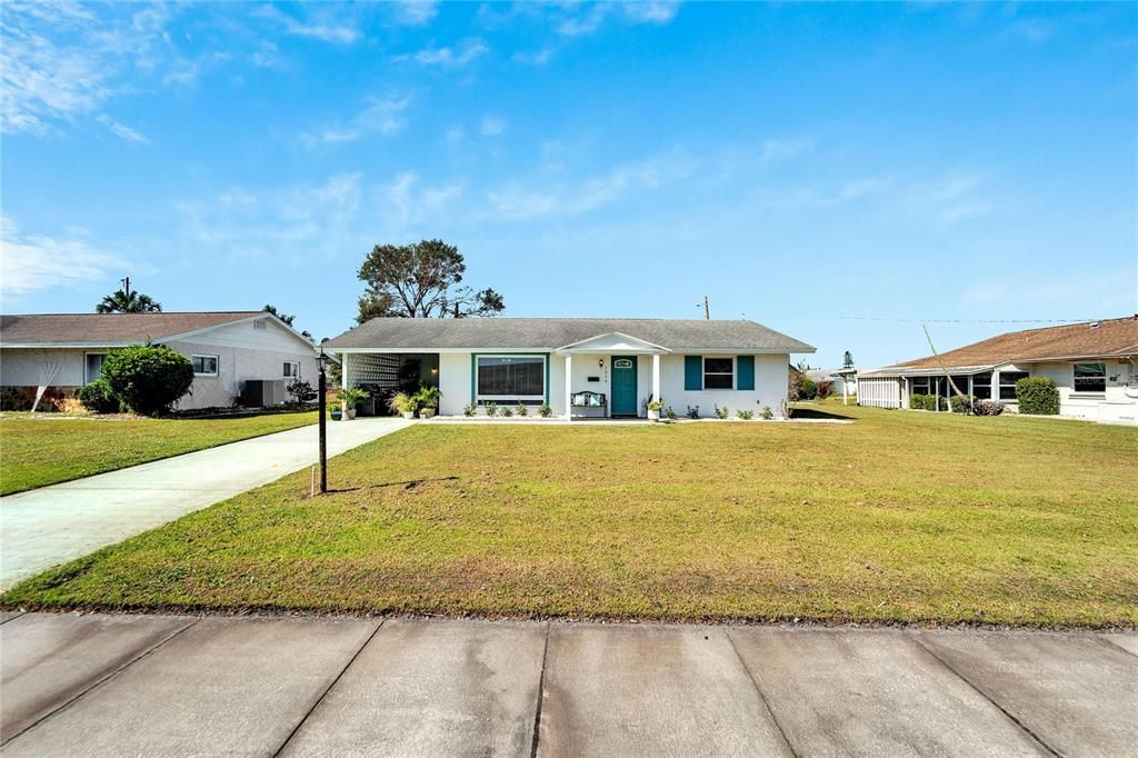 出租: $1,750 (2 贝兹, 1 浴室, 1149 平方英尺)