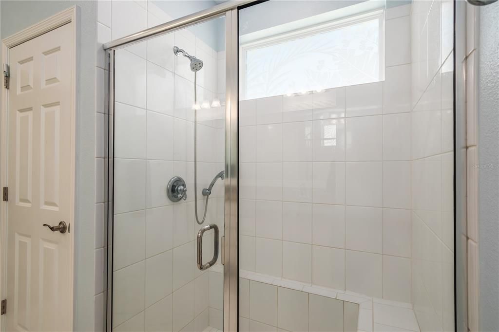 待售: $559,000 (2 贝兹, 2 浴室, 1901 平方英尺)