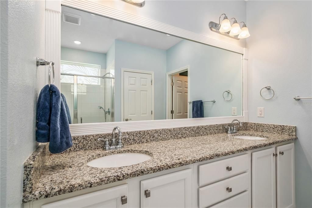 待售: $559,000 (2 贝兹, 2 浴室, 1901 平方英尺)