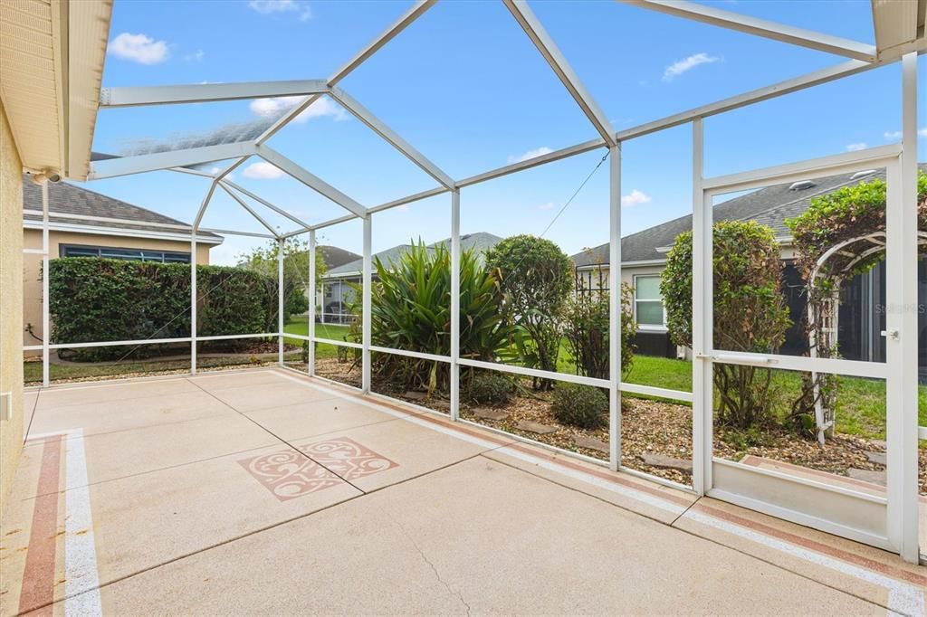 Active With Contract: $395,000 (3 beds, 2 baths, 1661 Square Feet)