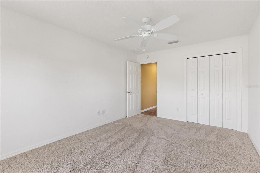 Active With Contract: $395,000 (3 beds, 2 baths, 1661 Square Feet)