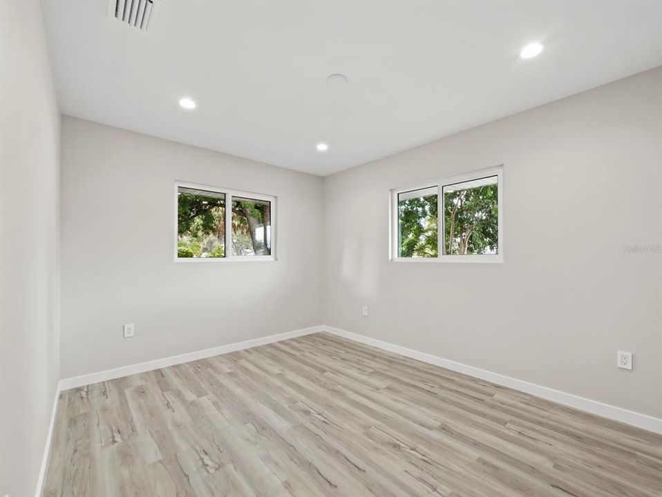 На продажу: $725,000 (3 спален, 2 ванн, 1885 Квадратных фут)