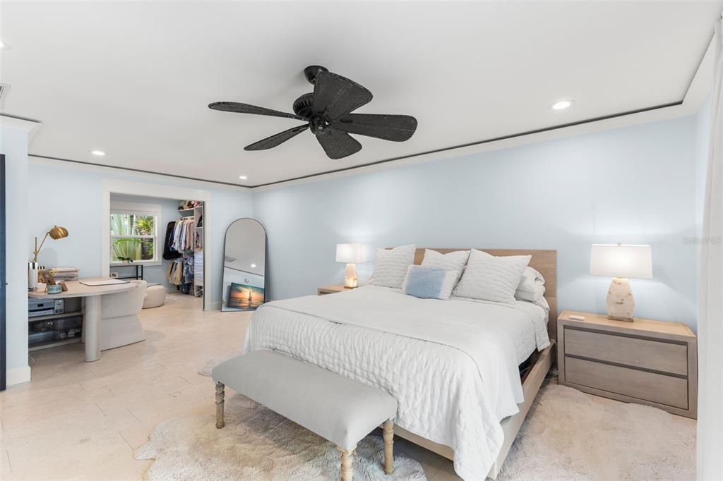 For Sale: $1,200,000 (3 beds, 3 baths, 2093 Square Feet)