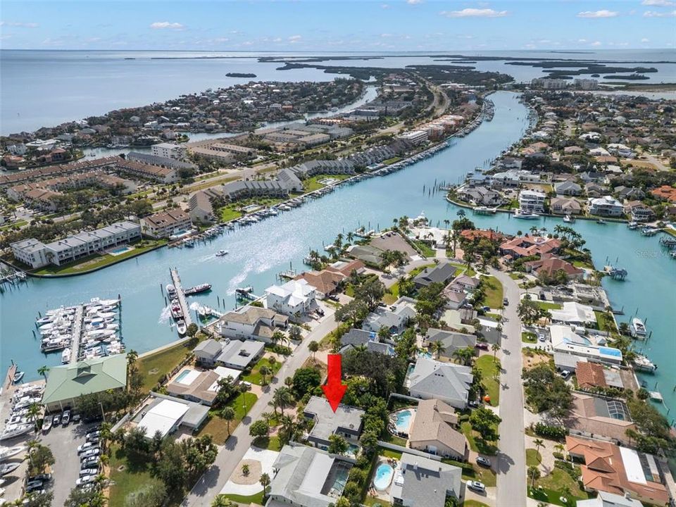 For Sale: $1,200,000 (3 beds, 3 baths, 2093 Square Feet)