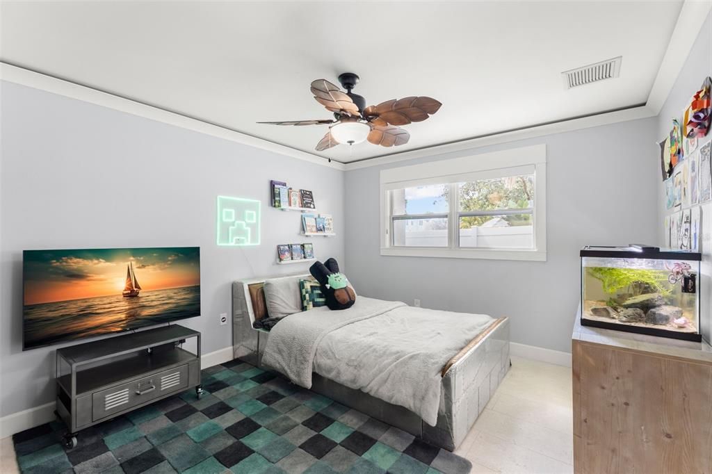 For Sale: $1,200,000 (3 beds, 3 baths, 2093 Square Feet)