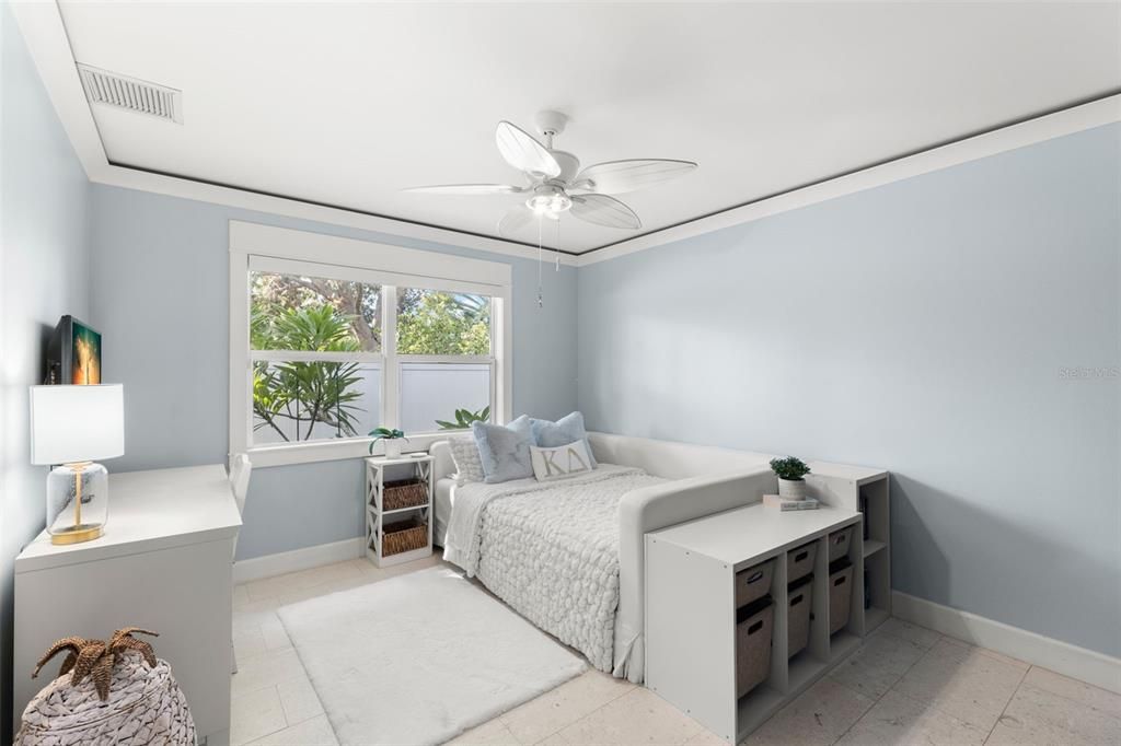 For Sale: $1,200,000 (3 beds, 3 baths, 2093 Square Feet)