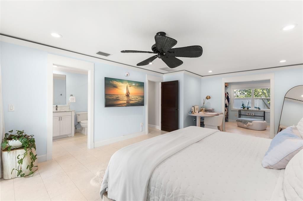 For Sale: $1,200,000 (3 beds, 3 baths, 2093 Square Feet)